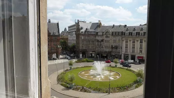 Hotel Foch | Grand Est - Moselle (bölge) - Metz