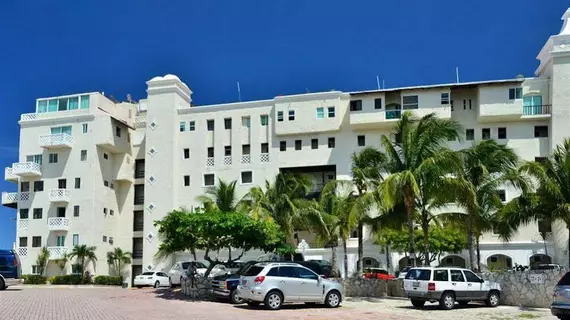 BSEA Cancun Plaza Hotel | Quintana Roo - Benito Juárez - Cancun (ve civarı) - Oteller Bölgesi - Avenida Kukulkan