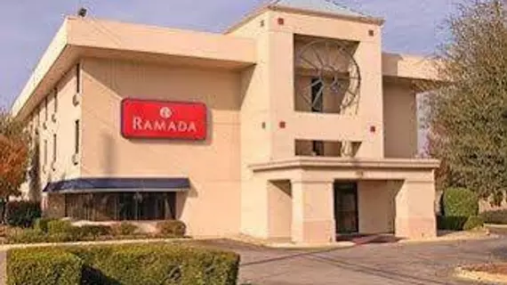 Ramada Inn Tulsa | Oklahoma - Tulsa (ve civarı) - Tulsa