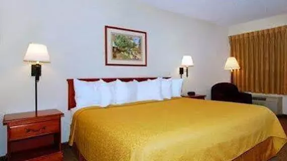 Quality Inn & Suites Savannah North | Georgia - Savannah (ve civarı) - Port Wentworth