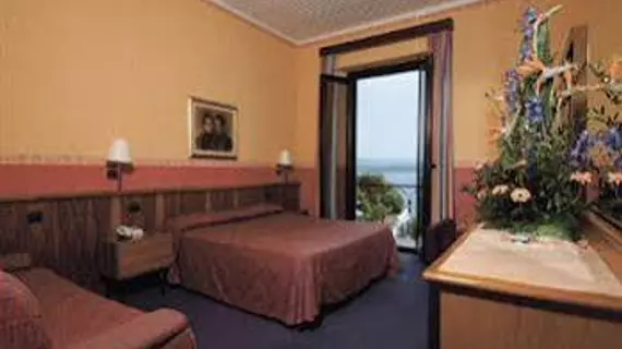 Hotel Giardino | Piedmont - Novara (il) - Arona