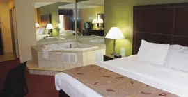 La Quinta Inn & Suites Pigeon Forge-Dollywood | Tennessee - Gatlinburg - Pigeon Forge (ve civarı) - Pigeon Forge