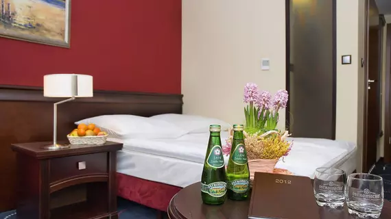 Hotel Admirał | Doğu Pomeranya Voyvodalığı - Gdansk (ve civarındaki alan) - Gdansk - Eski Kent Bölgesi