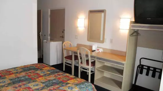 Econo Lodge Morristown | Tennessee - Morristown (ve civarı) - Morristown