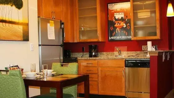 Residence Inn Waynesboro | Virginia - Staunton (ve civarı) - Waynesboro