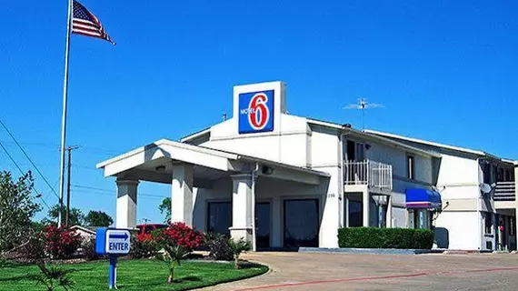 Motel 6 Dallas DeSoto Lancaster | Teksas - Dallas (ve civarı) - Lancaster