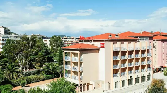 ibis Hyeres Centre | Provence - Alpes - Cote d'Azur - Var - Toulon - Hyeres (ve civarı) - Hyeres - Hyères Kent Merkezi