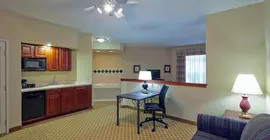 Country Inn & Suites Milwaukee West Brookfield | Wisconsin - Milwaukee (ve civarı) - Brookfield