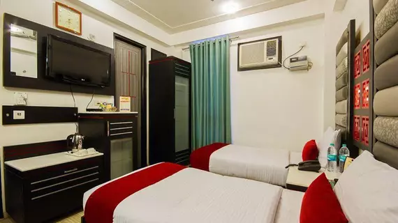 FabHotel Suncourt Karol Bagh | Batı Delhi - Ulusal Eyalet Başkenti Delhi - Delhi (ve civarı) - Yeni Delhi - Karol Bagh