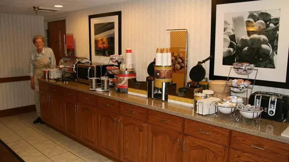 Hampton Inn Springfield-South | Missouri - Springfield (ve civarı) - Springfield