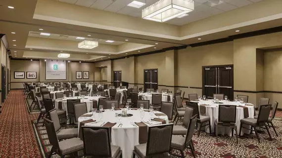 Embassy Suites Saint Louis - Downtown | Missouri - St. Louis (ve civarı) - St. Louis - St. Louis Şehir Merkezi