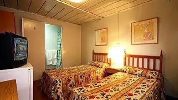 COMPOSTELA INN | Galicia - La Coruna (vilayet) - Teo