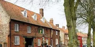 Ostrich Inn