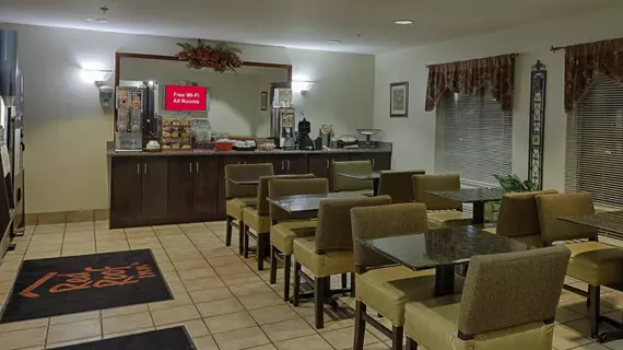 Red Roof Inn & Suites Savannah Airport | Georgia - Savannah (ve civarı) - Pooler