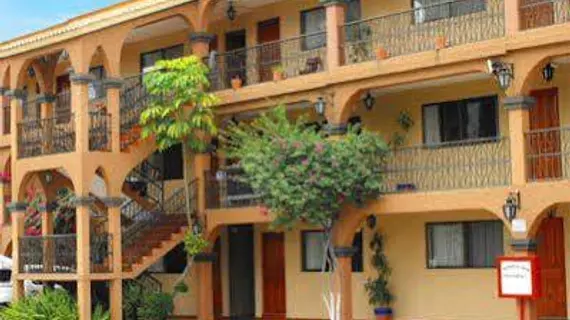 Hotel Mansion Los Arcos | San Luis Potosi - San Luis Potosi