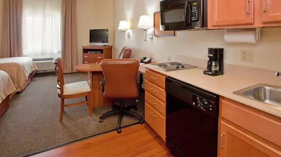 Candlewood Suites Springfield | Missouri - Springfield (ve civarı) - Springfield