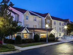 TownePlace Suites Greenville Haywood Mall | Güney Karolayna - Greenville - Spartanburg (ve civarı) - Greenville