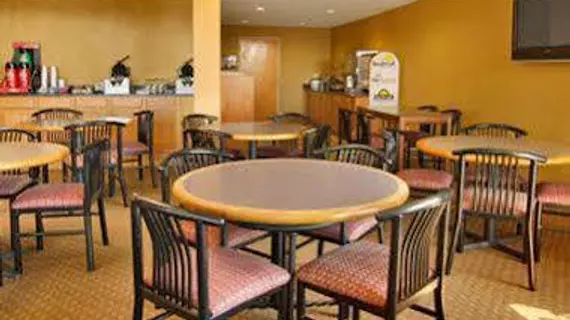 Days Inn & Suites Northwest Indianapolis | Indiana - Indianapolis (ve civarı) - Indianapolis