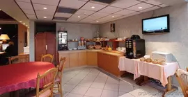 Comfort Hotel Paray Le Monial | Bourgogne-Franche-Comte - Saone-et-Loire (bölge) - Paray-le-Monial