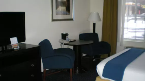 HOLIDAY INN EXPRESS & SUITES N | Michigan - Benton Harbor (ve civarı) - New Buffalo