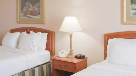 Holiday Inn Express Greensburg | Indiana - Greensburg (ve civarı) - Greensburg