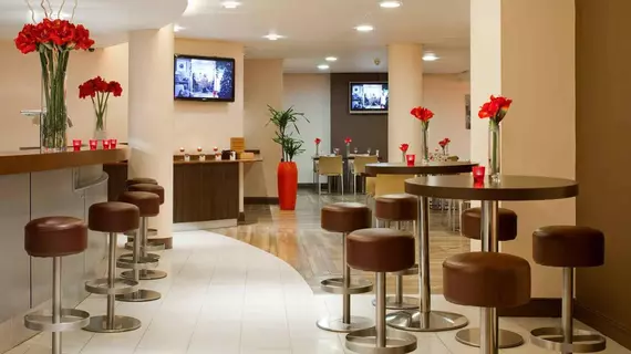 ibis Glasgow Centre | İskoçya - Greater Glasgow - Dunbartonshire - Glasgow - Glasgow Şehir Merkezi