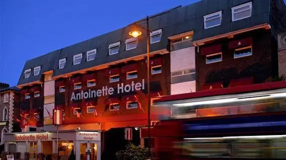 Antoinette Hotel Wimbledon | Londra (ve civarı) - Merton - Wimbledon