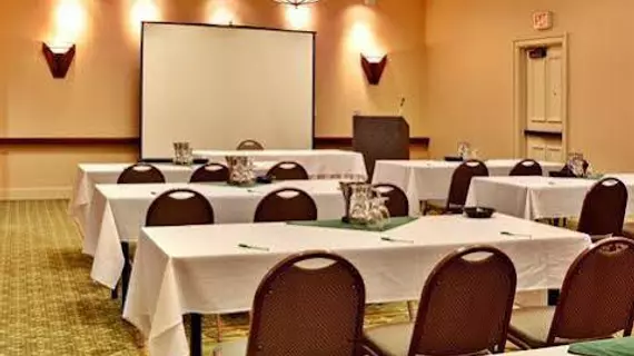 Holiday Inn Express & Suites Anaheim Resort Area | Kaliforniya - Orange County - Anaheim - Anaheim Resort