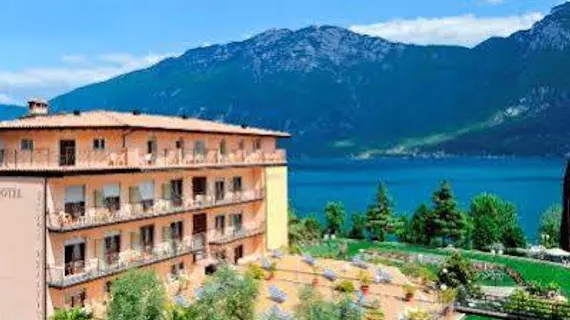 Hotel Garda Bellevue | Lombardy - Brescia (il) - Limone sul Garda