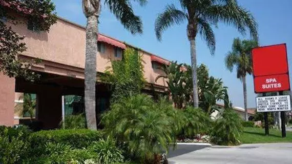 Quality Inn & Suites Maingate | Kaliforniya - Orange County - Anaheim