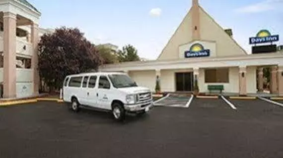 Days Inn Alexandria | Virginia - İskenderiye