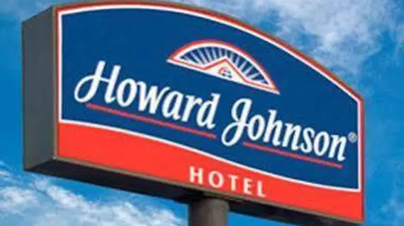 Hotel Howard Johnson Trenque Lauquen | Buenos Aires (ili) - Trenque Lauquen