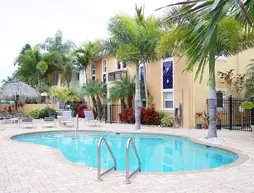 Coconut Villas of Dunedin | Florida - St. Petersburg - Clearwater (ve civarı) - Dunedin