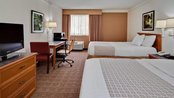 La Quinta Inn & Suites Fort Lauderdale Cypress Creek | Florida - Fort Lauderdale (ve civarı) - Fort Lauderale