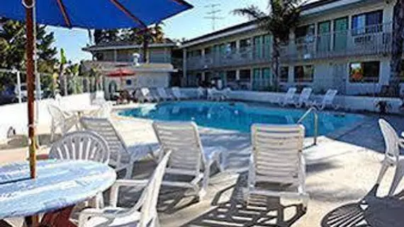 Motel 6 Buellton - Solvang Area | Kaliforniya - Santa Barbara (ve civarı) - Buellton