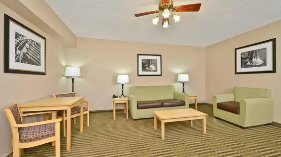 Best Western Galleria Inn & Suites Memphis | Tennessee - Memphis (ve civarı) - Memphis