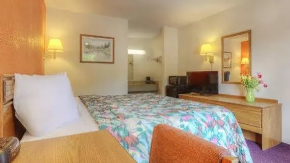 Econo Lodge Corbin | Kentucky - Corbin (ve civarı) - Corbin