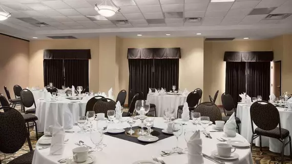 Embassy Suites Atlanta - Alpharetta | Georgia - Atlanta (ve civarı) - Alpharetta