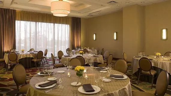 Sheraton Edison Hotel Raritan Center | New Jersey - Franklin Township - Somerset (ve civarı) - Edison