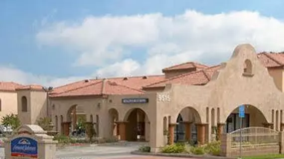 Howard Johnson Inn and Suites - Pico Rivera | Kaliforniya - Los Angeles County - San Gabriel Valley