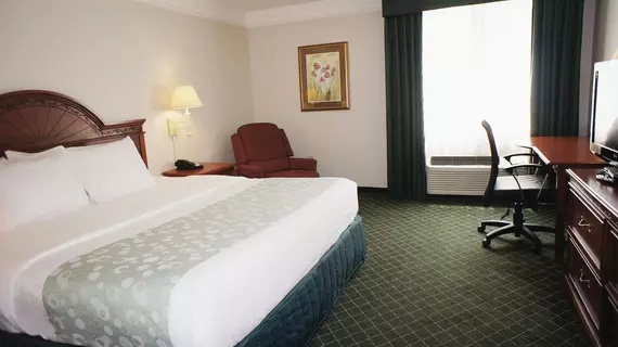 La Quinta Inn and Suites Round Rock South | Teksas - Austin (ve civarı) - Austin