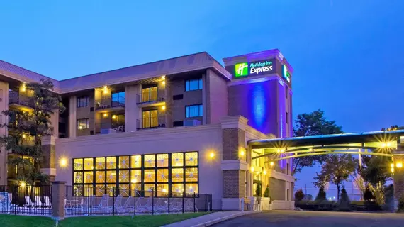 Holiday Inn Express Rolling Meadows-Schaumburg Area | İllinois - Rolling Meadows