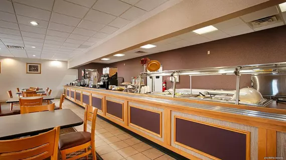 Best Western Holiday Plaza Richmond | Kentucky - Lexington (ve civarı) - Richmond