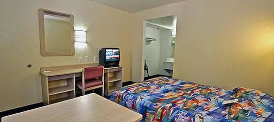 Motel 6 Bradenton | Florida - Sarasota (ve civarı) - Bradenton