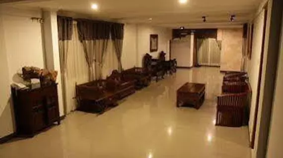 Lotus Hotel | West Java - Bandung (ve civarı) - Bandung - Dago - Coblong