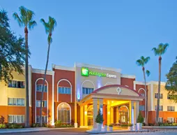 Holiday Inn Express Hotel Clearwater East - ICOT Center | Florida - St. Petersburg - Clearwater (ve civarı) - Clearwater