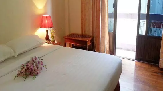 Queen Shin Saw Pu Hotel | Yangon - Ahlone