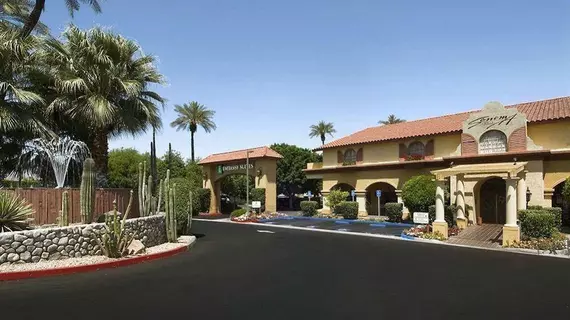 Embassy Suites Palm Desert Resort | Kaliforniya - Imperial County - Palm Springs (ve civarı) - Palm Desert