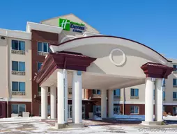 Holiday Inn Express Hotel & Suites Grand Forks