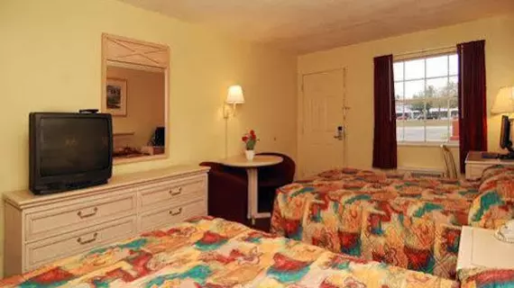 Econo Lodge Inn & Suites Maingate Central | Florida - Orlando (ve civarı) - Lake Buena Vista - Disney's Maingate East